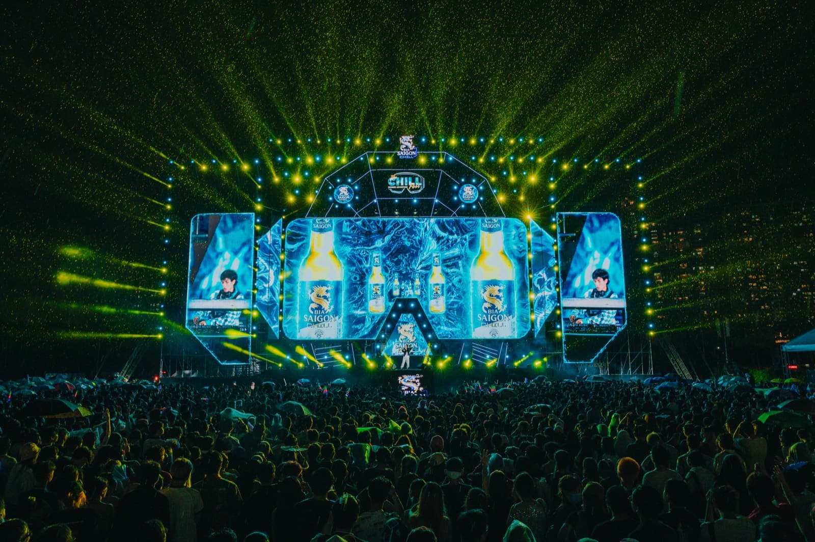 Hậu trường The Chill Fest: ê-kíp media bắt trọn một đêm hội