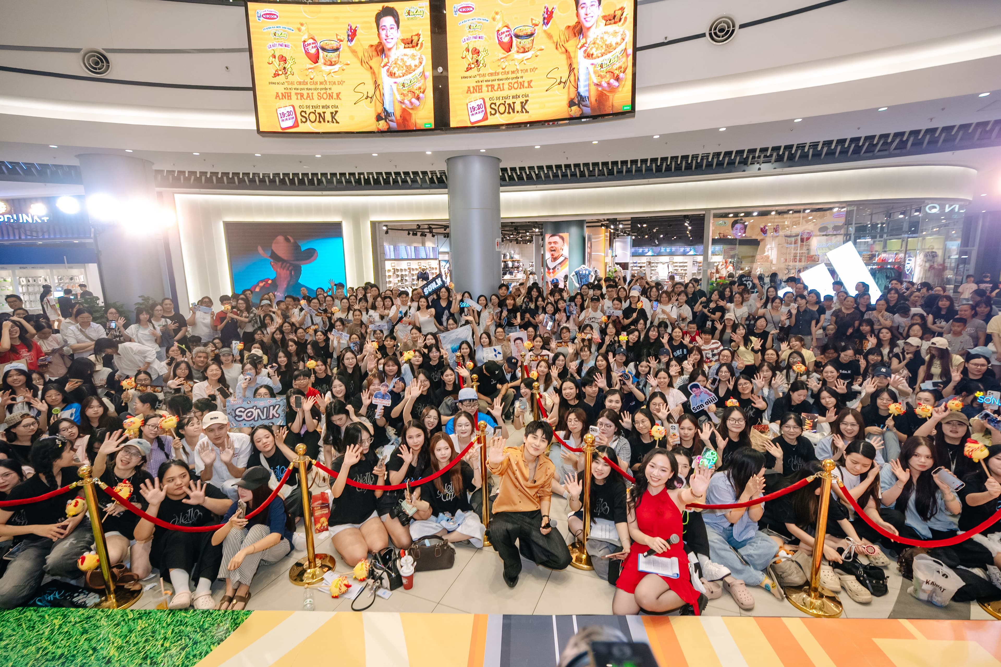 Anio Media x Mi SiuKay | SiuKay Gà Xốt Phô Mai Product Launch — 1